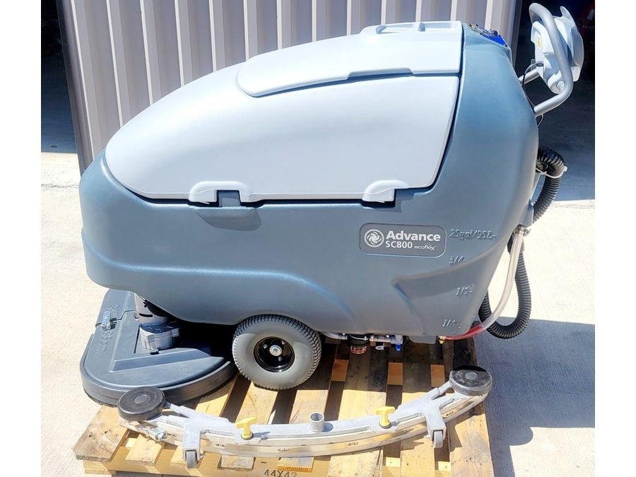 Restregadora Advance SC800