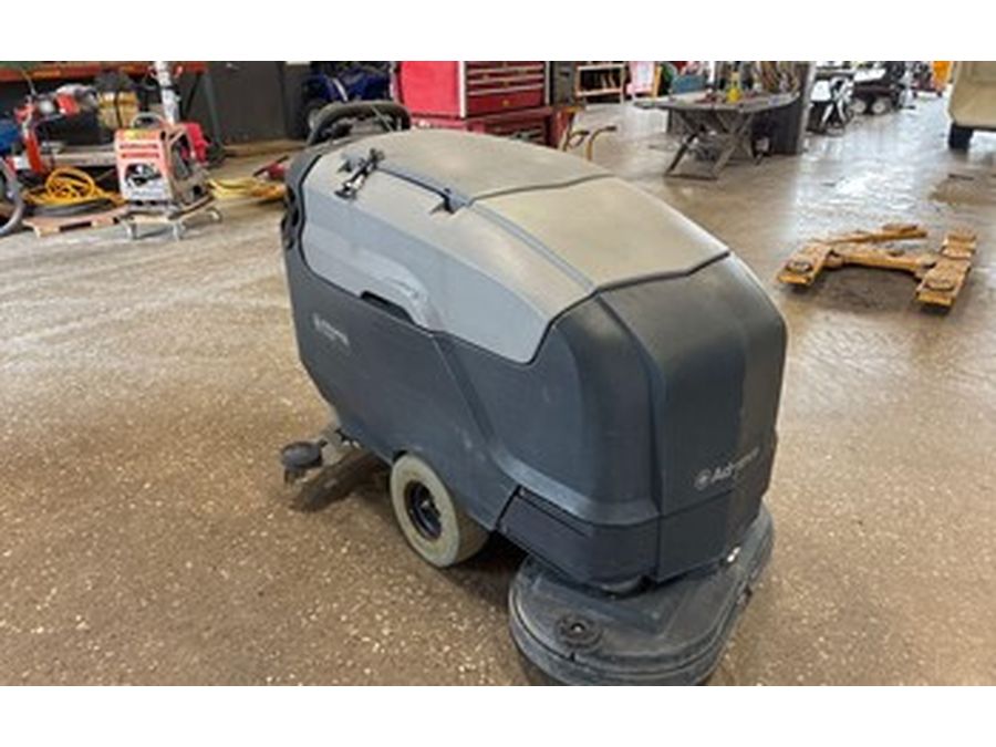 Restregadora Advance SC900